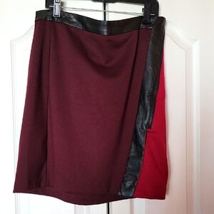 Elegant Burgundy and Black Mini Skirt